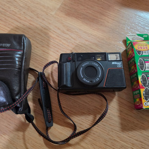 니콘 L35AD2 필름 카메라 풀세트