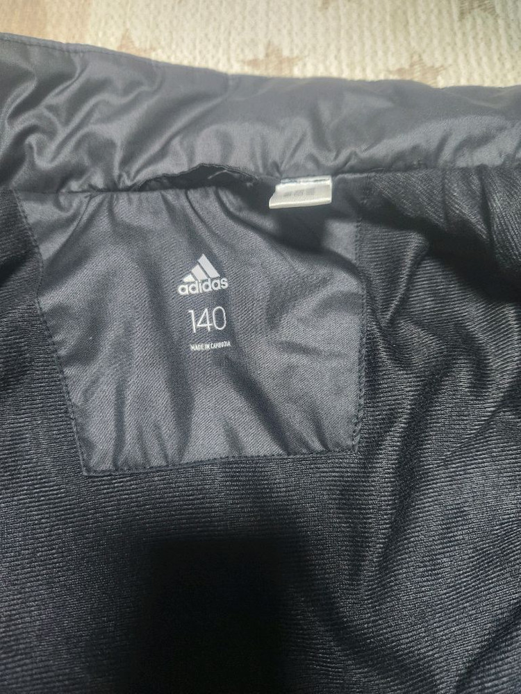 140사이즈 아디다스 키즈 바람막이 택포 이미지