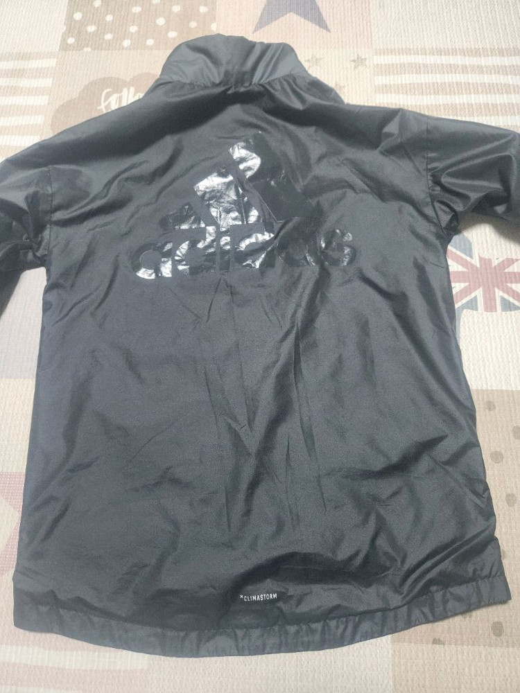 140사이즈 아디다스 키즈 바람막이 택포 이미지