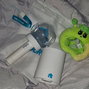 보넥도 응원봉 + 쁘넥도 커버 양도합니다 이미지