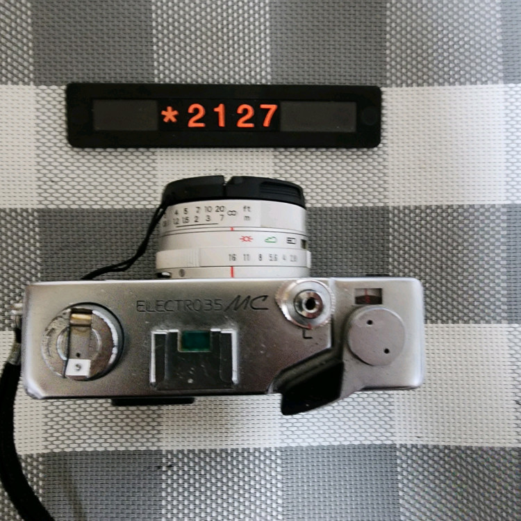 야시카 일렉트로 35 MC 필름카메라--1