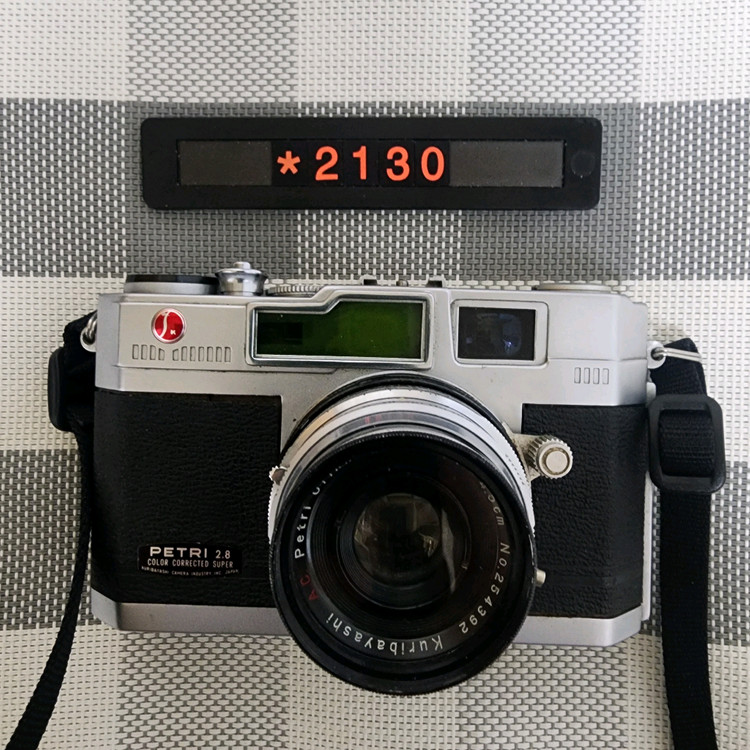 페트리 2.8 컬러 크렉티드 슈퍼 필름카메라--0
