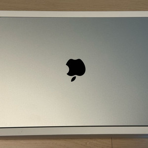 맥북 프로 14 M5, 실버, 32GB, 2TB 이미지