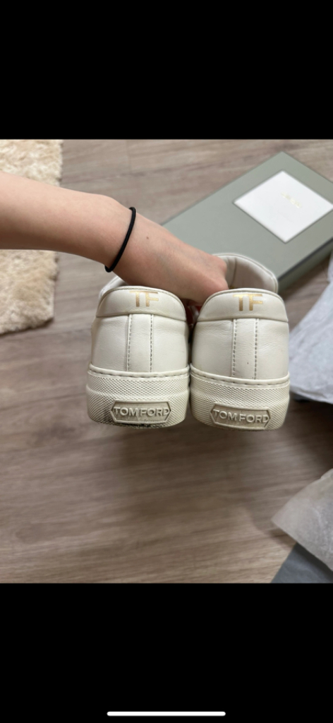 톰포드 여성 화이트 스니커즈 35 225 230--7