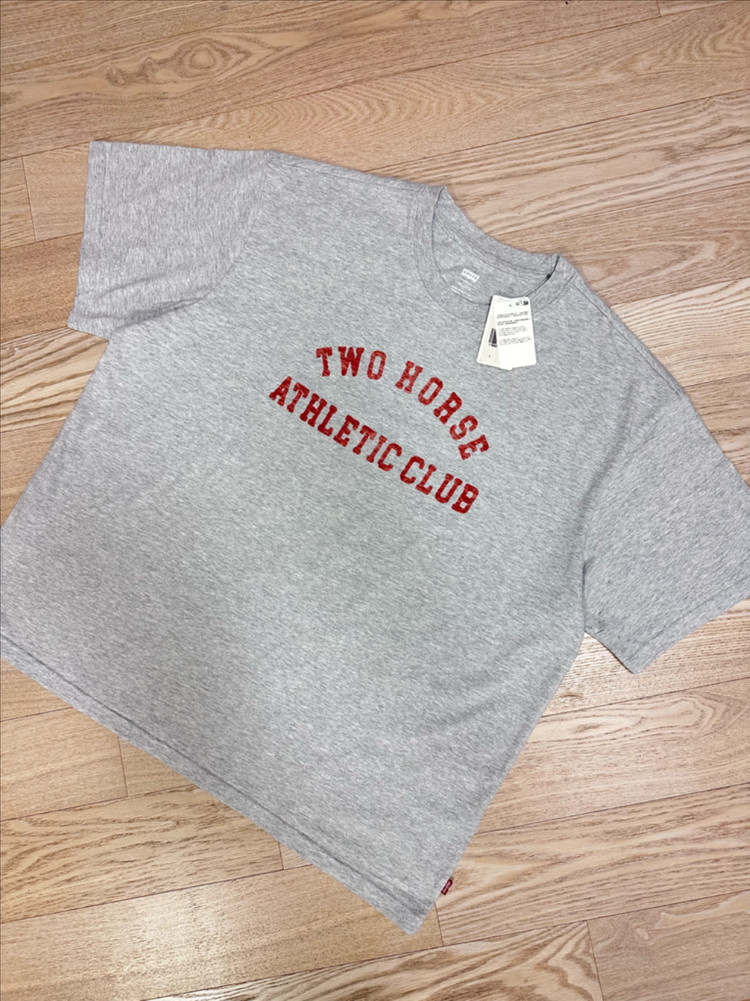 리바이스 반팔 티셔츠 그레이 L 사이즈 TWO HORSE ATHLETIC CLUB--1