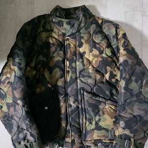 앤더슨벨 퀼티드 카모플라쥬 봄버 M