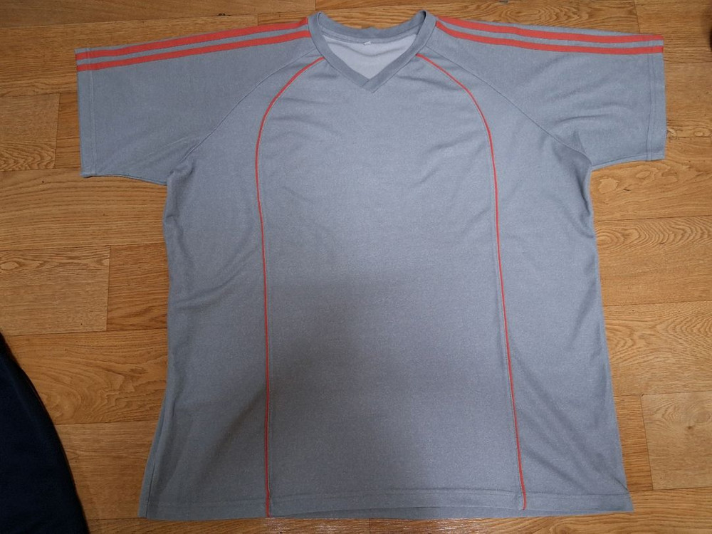 경성고 고등학교 체육복 사이즈130 편하게 보세요 사용감있습니다 세트 30000 이미지