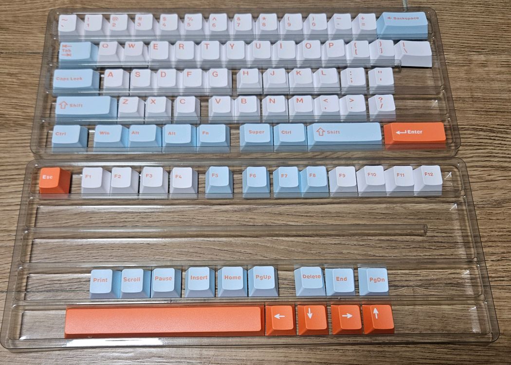 독거미 F87 Pro와 RS8의 키캡 및 스위치 판매합니다--1