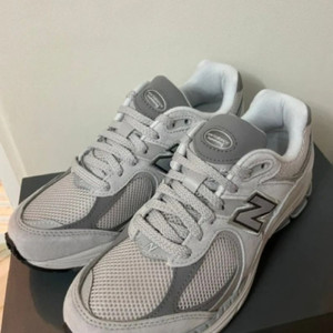 [새제품]뉴발란스 클래식 운동화 그레이 270 이미지