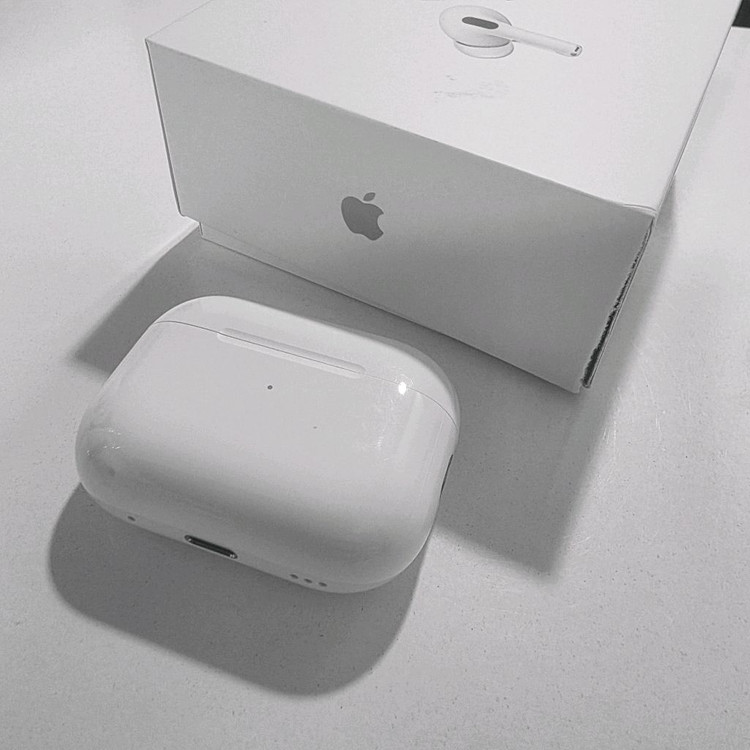 에어팟프로 2세대 라이트닝 8핀 (풀박스+본체+왼쪽유닛+케이블+케이스) 무선이어폰 이미지