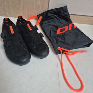 DMT KR0 초경량 니트 클릿 슈즈 41(260) 블랙