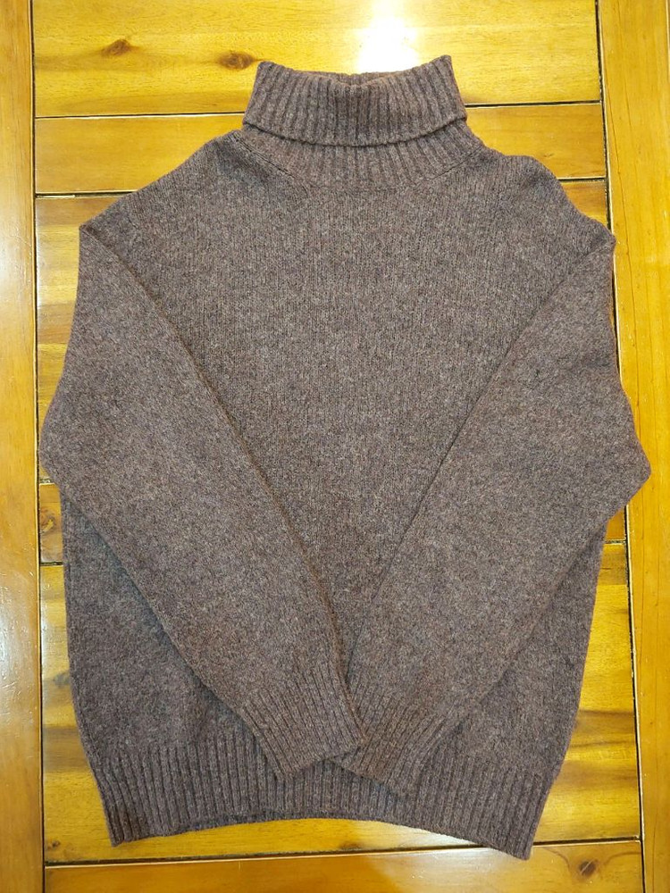 에르메네질도 제냐 터틀넥 니트 스웨터 L (105) 사이즈 택포4만5천원 이미지