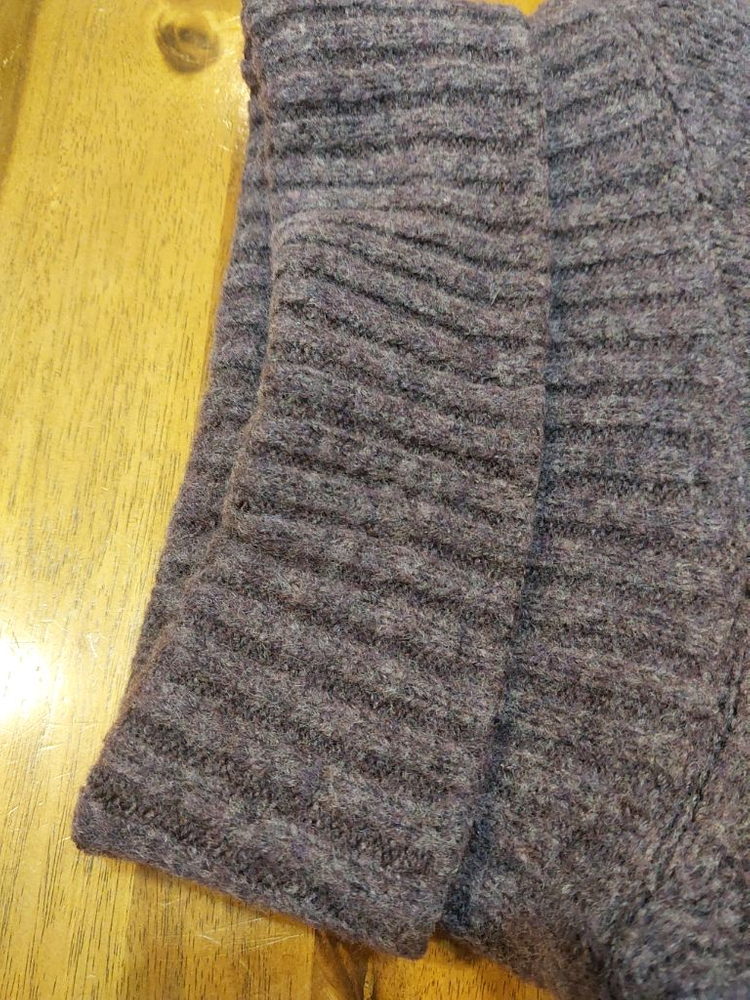 에르메네질도 제냐 터틀넥 니트 스웨터 L (105) 사이즈 택포4만5천원 이미지