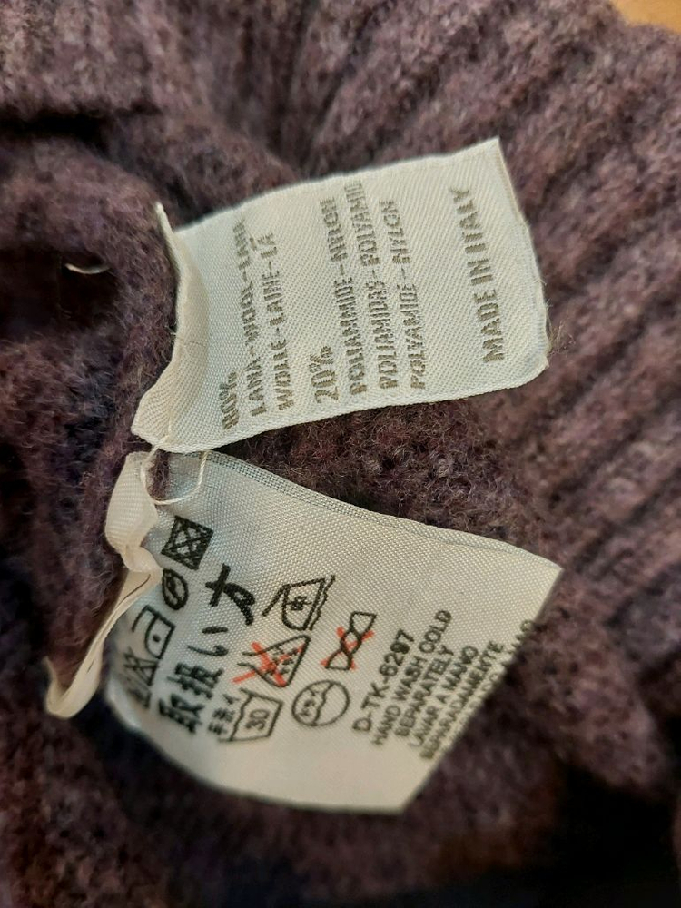 에르메네질도 제냐 터틀넥 니트 스웨터 L (105) 사이즈 택포4만5천원 이미지