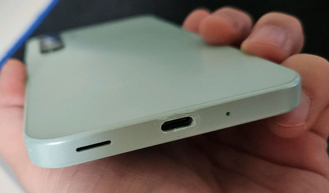 삼성 갤럭시 A16 민트색 이미지