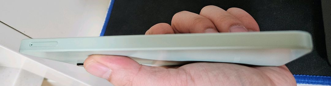 삼성 갤럭시 A16 민트색 이미지