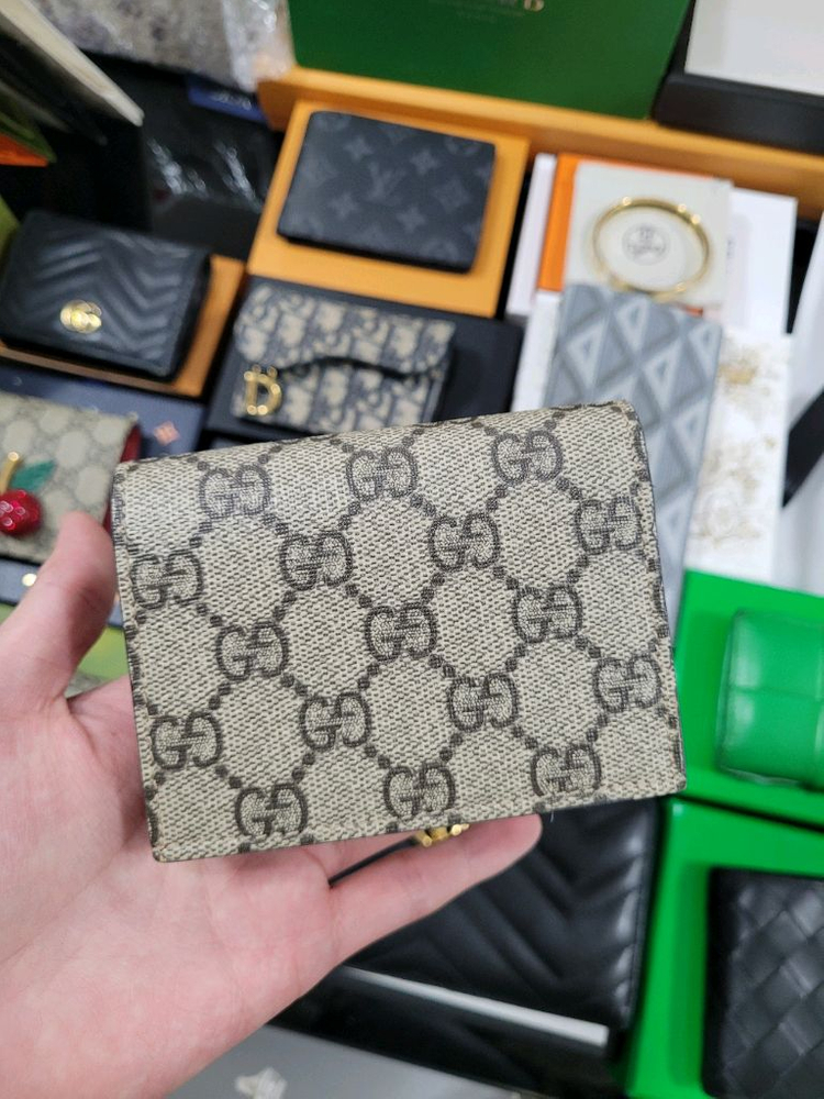 구찌 체리 카드지갑 이미지