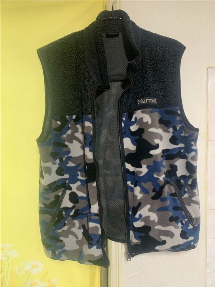 몽벨 후리스 양털 베스트 판매 합니다 이미지