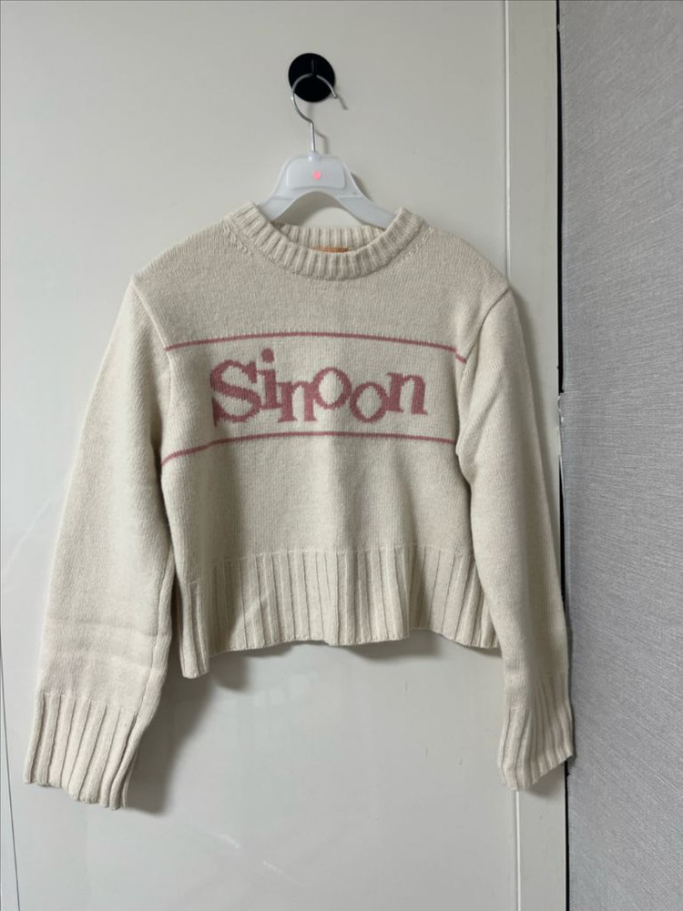 시눈 풀오버 니트 아이보리 시엔느 위아썸 모도 게드 리본빛 더바넷 타낫--1