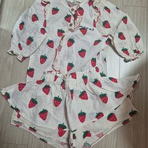 리미떼두두 러플 상하복 s