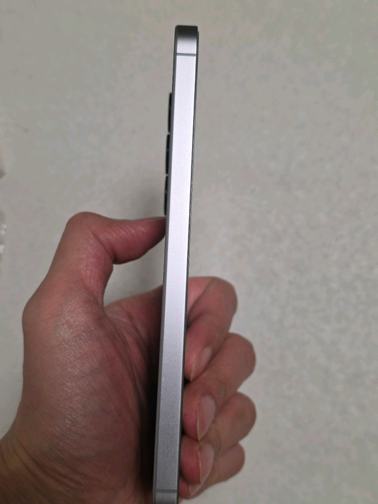 갤럭시 S25플러스 실버 512GB+삼성 정품 케이스팝니다--3