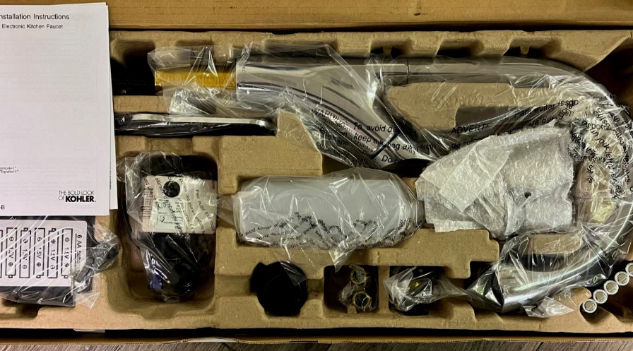 콜러.트레디셔널 터치리스 거위목 주방수전. 시중가의 50%할인--1