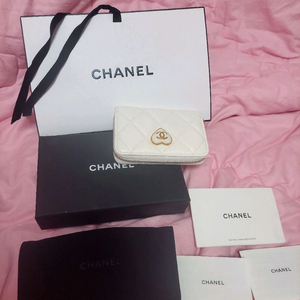 정품)급처미사용새상품!샤넬 하트 지갑 지퍼돌이 카드지갑 이미지