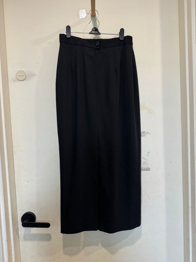 Escada 에스까다 H블랙 롱스커트--3