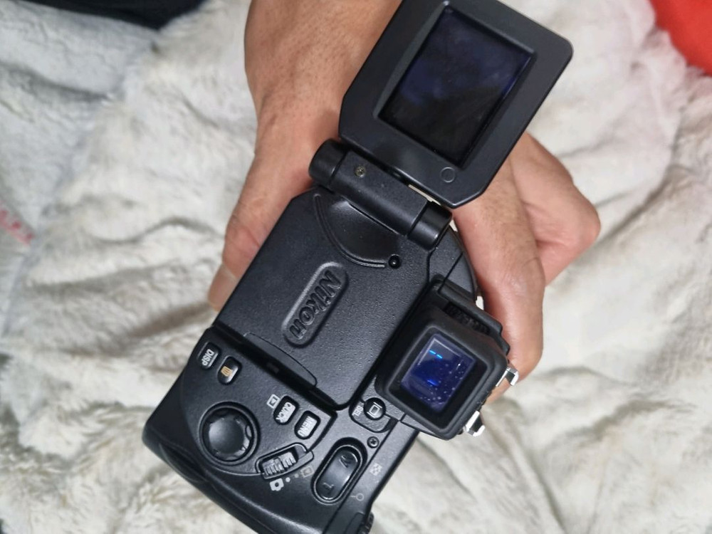 니콘 쿨픽스 5700 디지털 카메라 레트로 디카 이미지