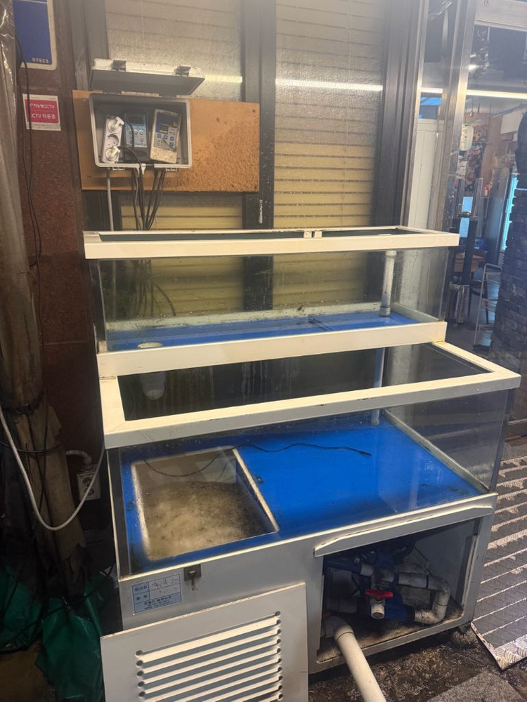 업소용 수족관 팜니다 이미지