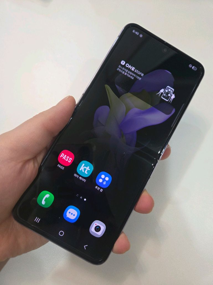 갤럭시 Z플립4 센터판SSS새폰 256g 서울z플립4 부산z플립4 대구z플립4 파주z플립4 인천z플립4 거제z플립4 이미지