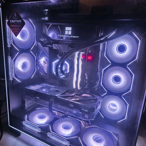 라이젠9 9950x3d x870e rtx5080 본체 팝니다 이미지