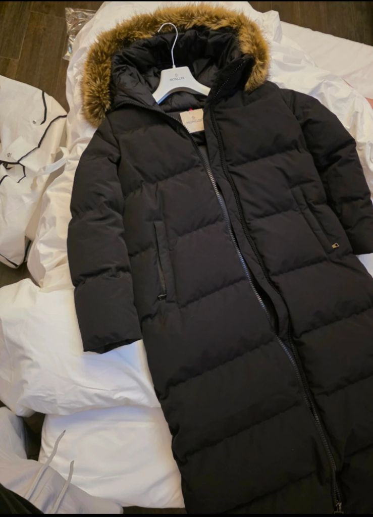 몽클레어 기모브 리얼폭스퍼 롱패딩 이미지