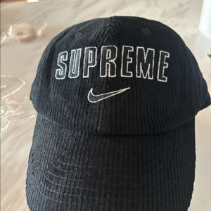 슈프림 x 나이키 아크 코듀로이 6-패널 캡 블랙 - 22SS 이미지