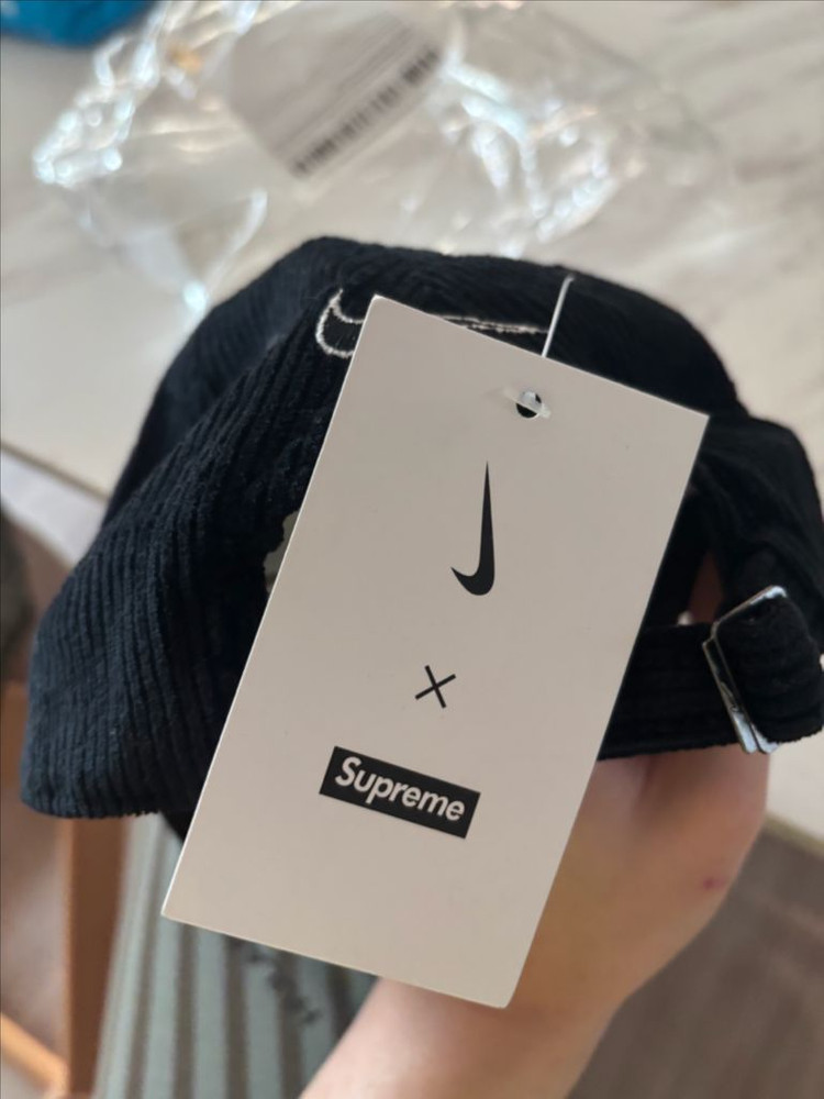 슈프림 x 나이키 아크 코듀로이 6-패널 캡 블랙 - 22SS 이미지