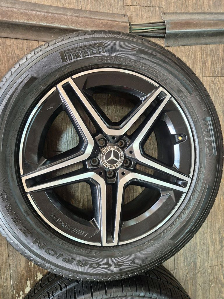 벤츠 GLE 20인치 AMG 순정휠 타이어 셋트판매 이미지