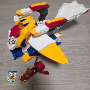 터닝메카드W 윙라이온 (1,2단계 변신 OK)+카이온+메카드1장 (카이온) 이미지