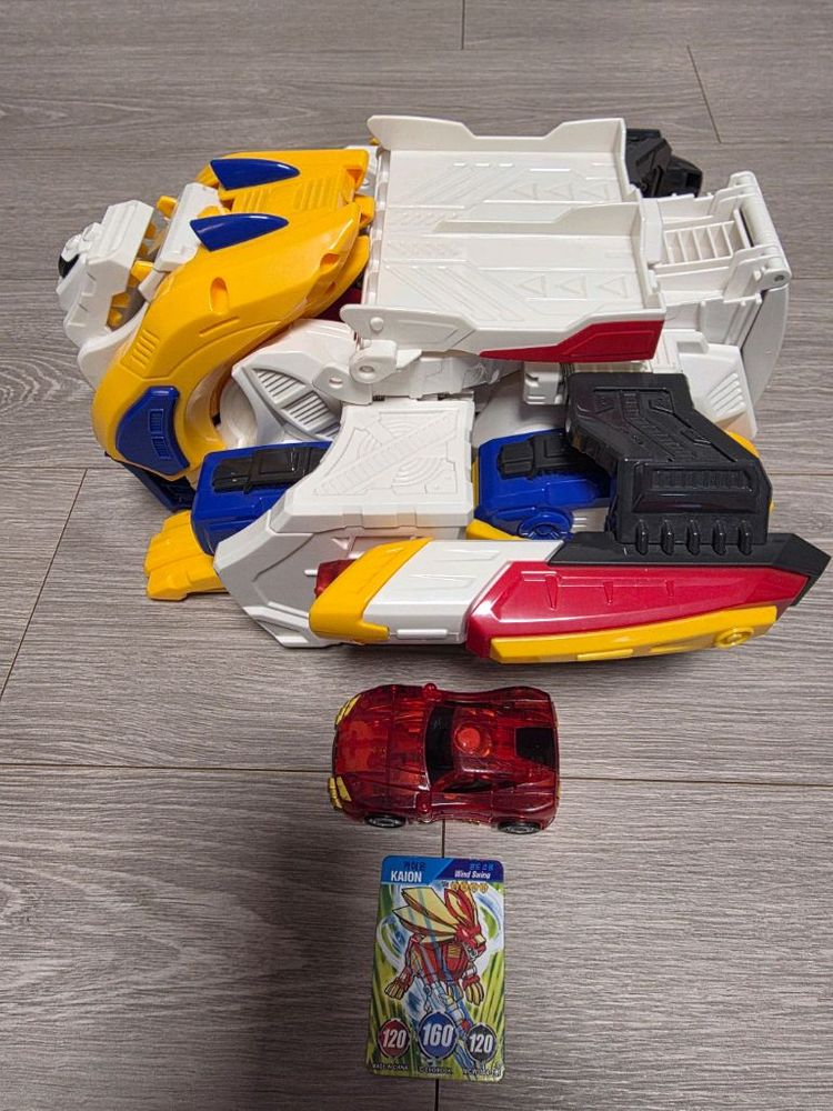 터닝메카드W 윙라이온 (1,2단계 변신 OK)+카이온+메카드1장 (카이온) 이미지