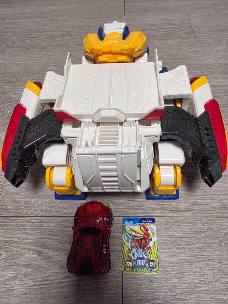 터닝메카드W 윙라이온 (1,2단계 변신 OK)+카이온+메카드1장 (카이온) 이미지