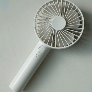 다이소 휴대용 선풍기(아이보리) 이미지