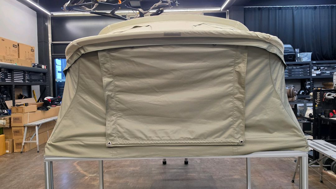 툴레 루프탑텐트 어프로치 M 사이즈 팝니다 이미지