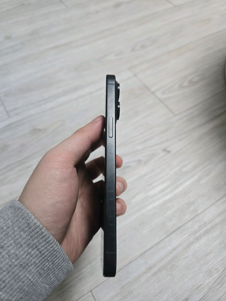 S급]아이폰15프로맥스 블랙 256GB 자급제 배터리 100%--2