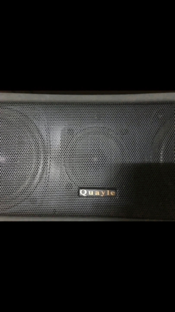 QUAYLE 스피커 이미지