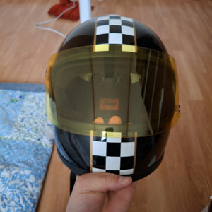 빌트웰 헬멧 팝니다