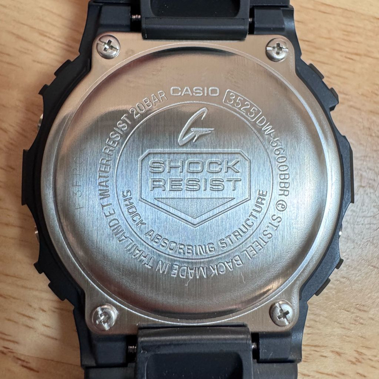 지샥 [DW-5600BBR] 블랙 & 레드 (미사용품) 이미지