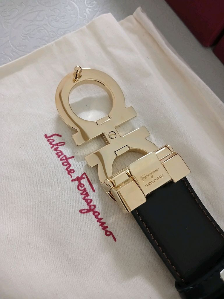 페라가모 금장 양면 가죽 벨트 정품 이미지