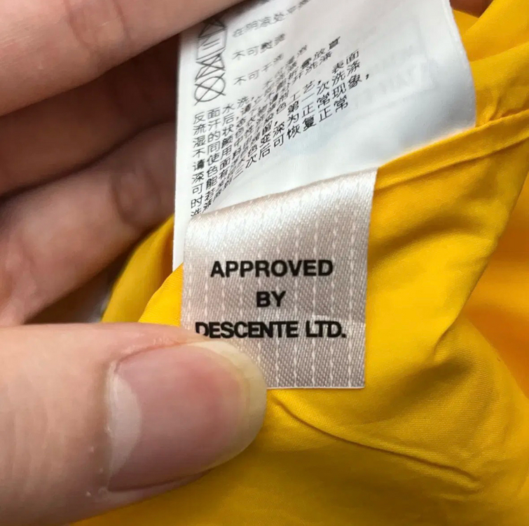 데상트 주니어 바람막이 (150)--5