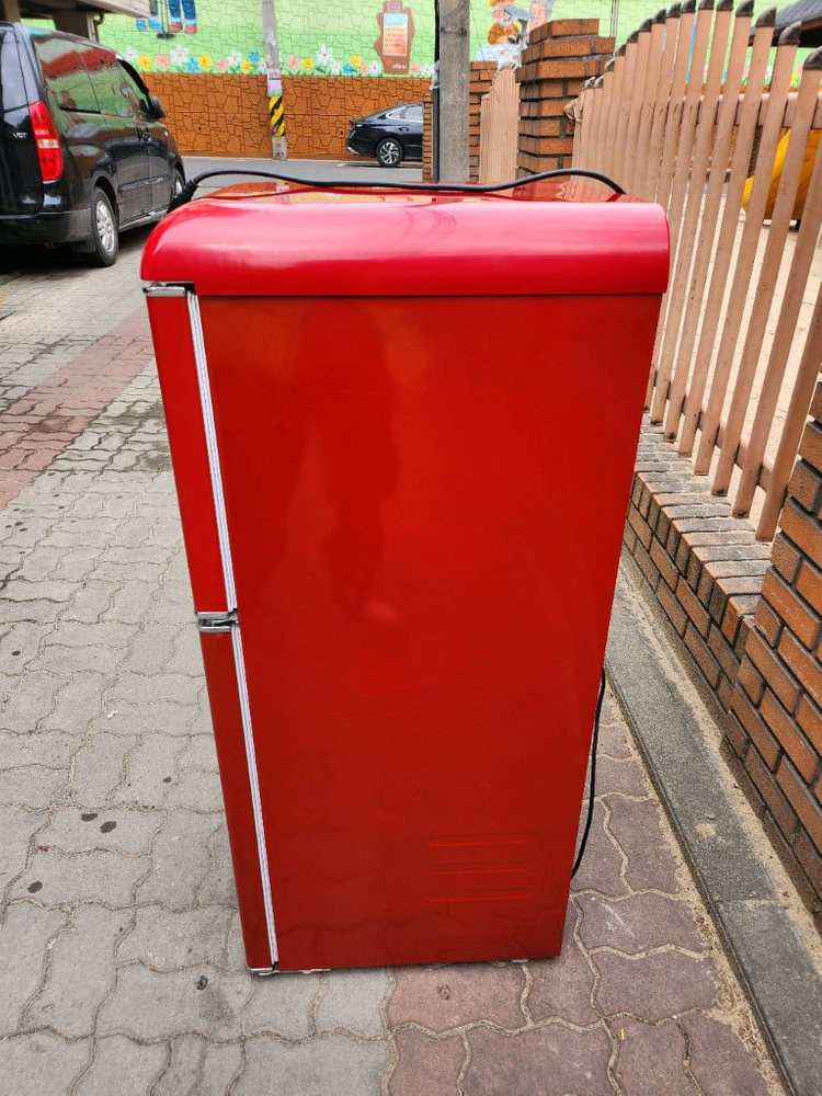 코코일렉 레트로 냉장고 117리터 이미지