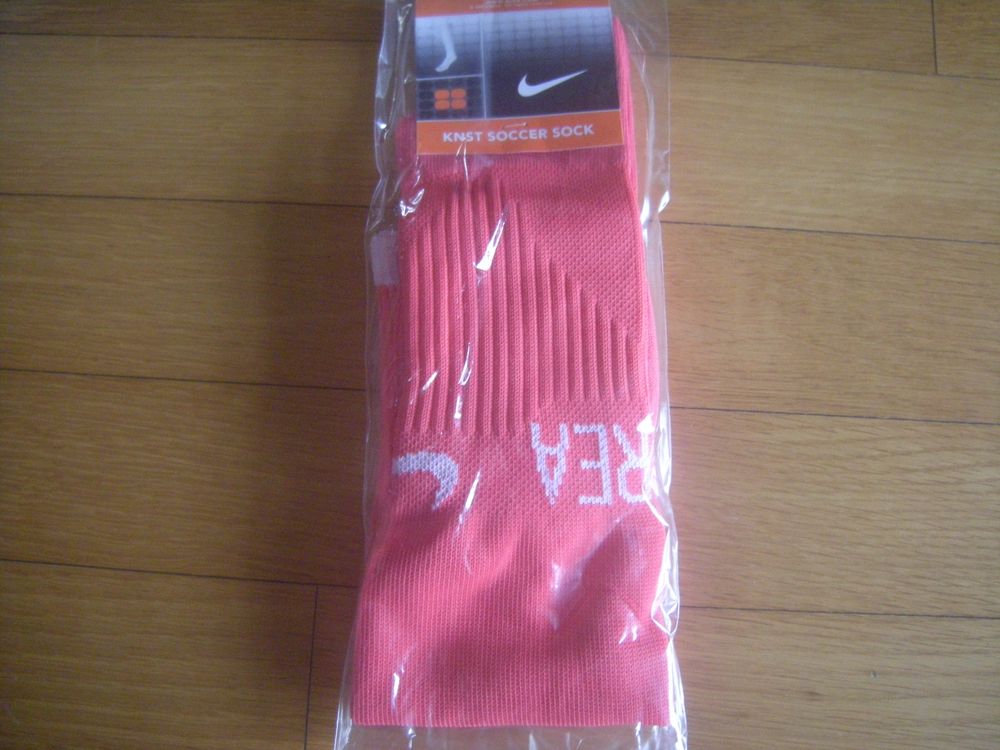 나이키acg루나패딩95m오렌지 구버전레어(사은품 나이키국대양말+리유저블쇼핑백)/아디다스 노스페이스 러닝캠핑 아이폰--2