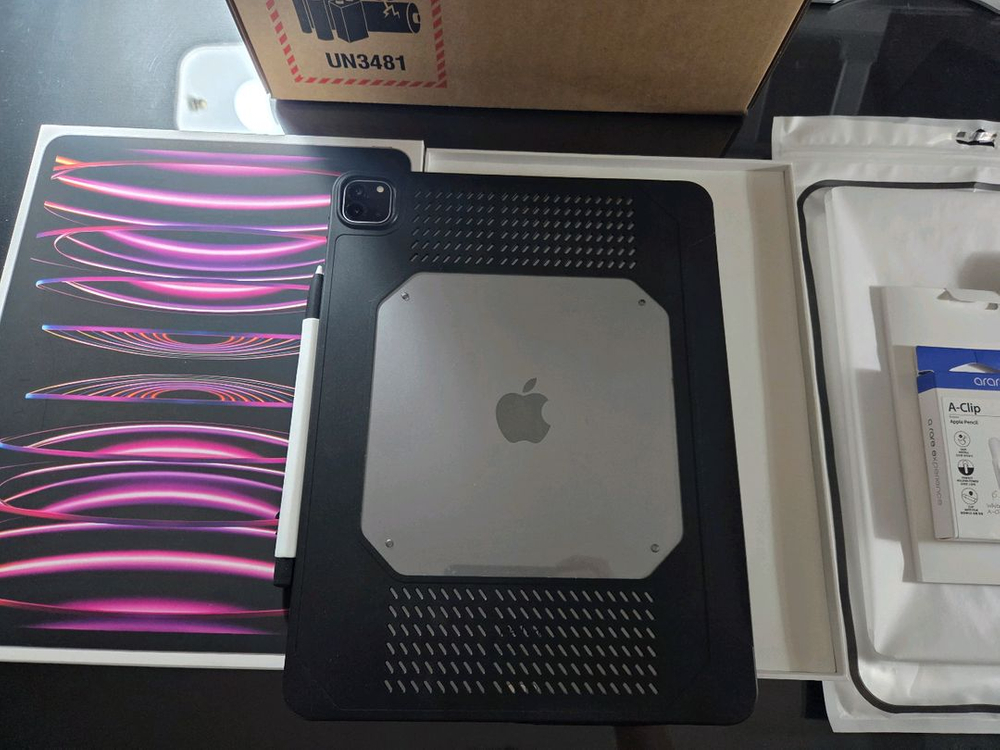 아이패드 프로 12.9 M2 6세대 셀룰러 256 풀셋 이미지